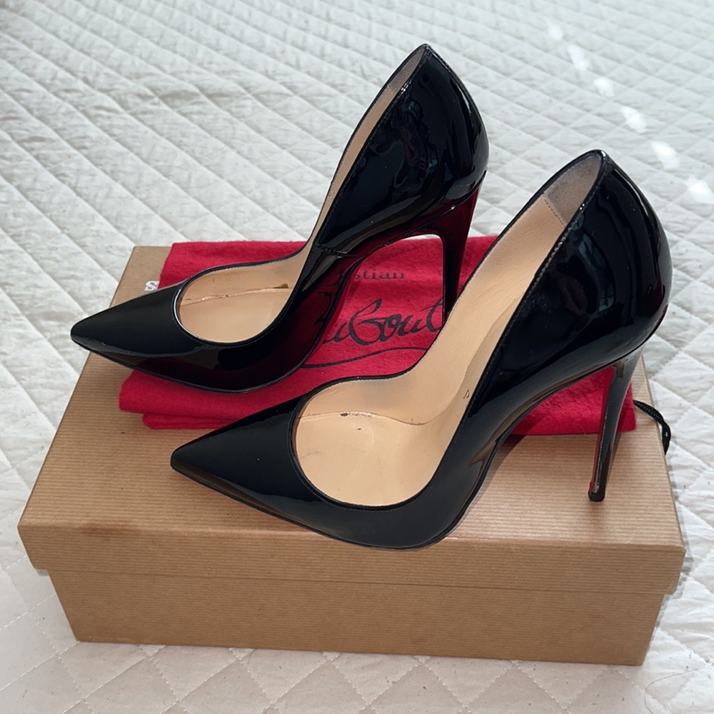 Christian Louboutin So Kate Patent Pointed-Toe Red Sole Pump - Picture 10 of 13
